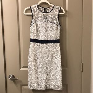 Banana Republic, white with navy, lace dress, 2P